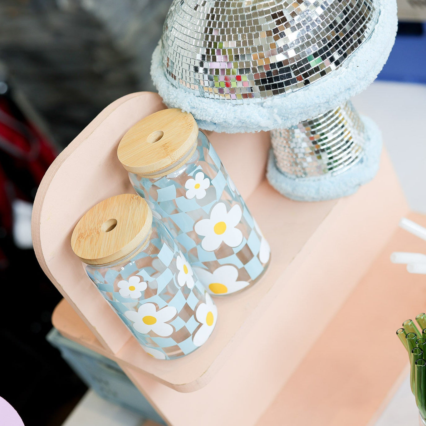 Checkered Daisy Cup